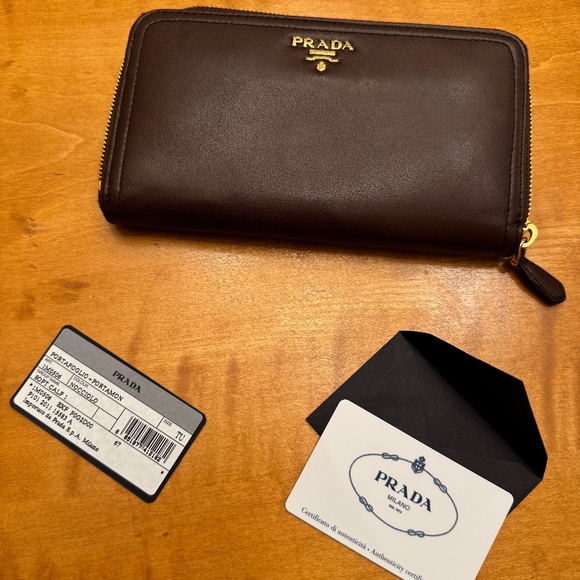 NWT Prada Large Leather Wallet - Brown - Picture 2 of 7